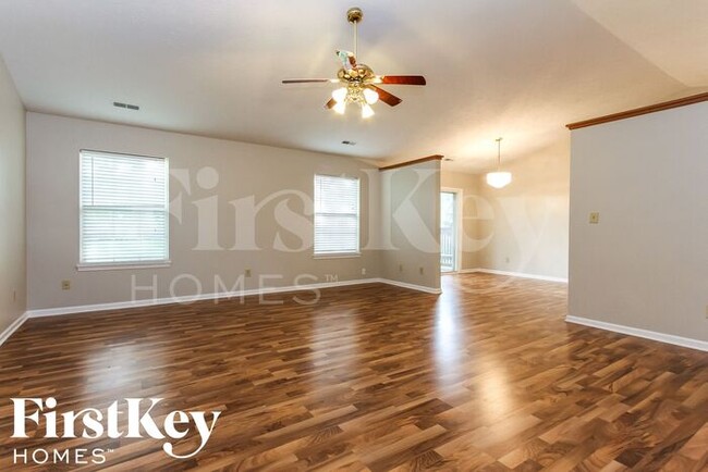Foto del edificio - 8258 Pleasant Tree Ct