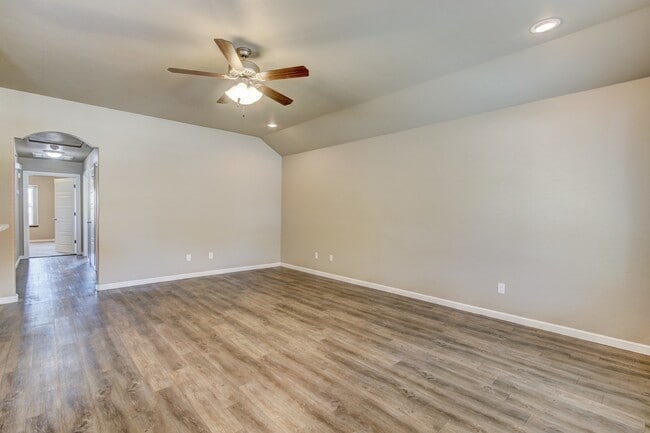 Building Photo - 8809 SW 55th St