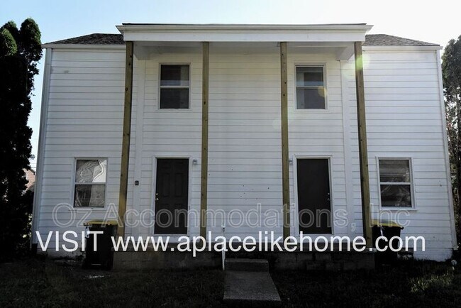 Foto del edificio - 9531 Charlotte St