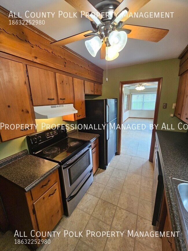 Building Photo - North Lakeland Country Paradise! 3 Bedroom...