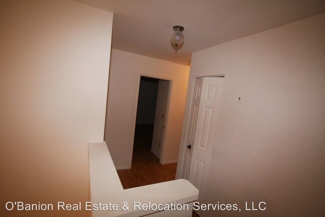 Building Photo - 3 br, 2.5 bath House - 1941 Eastridge Drive