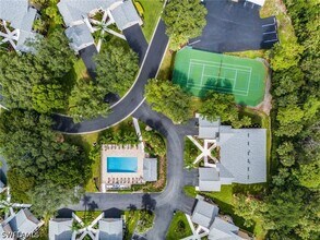 Building Photo - 760 Wiggins Lake Dr