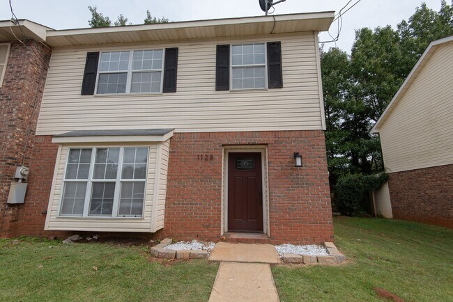 Foto del edificio - Chinook Street Townhome