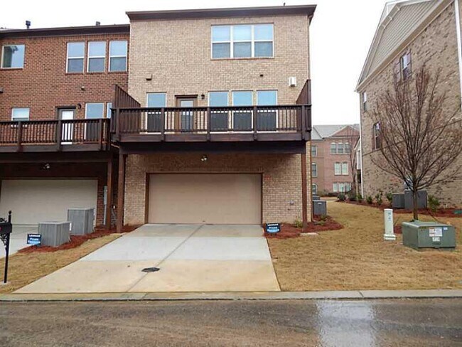 Foto del edificio - 3328 Twinrose Pl