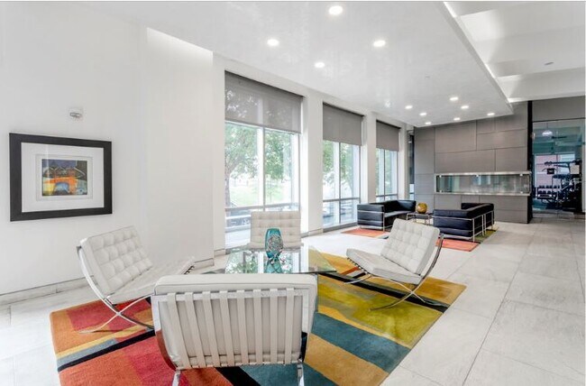 Foto del edificio - 4101 Albemarle St NW