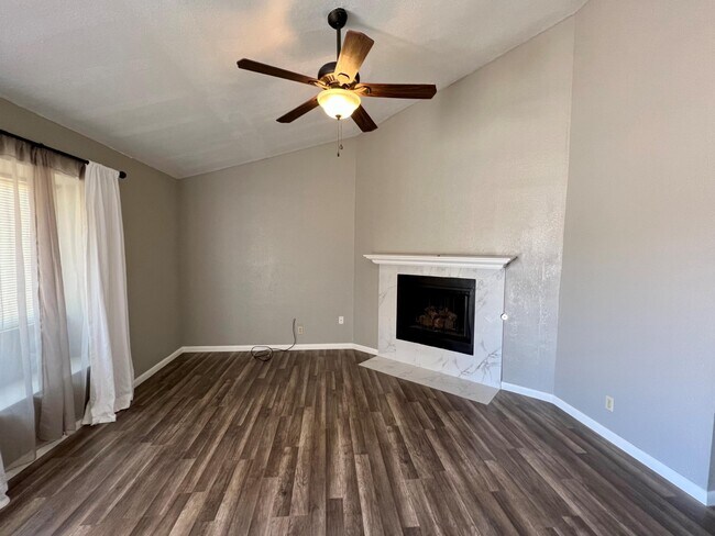 Building Photo - 10817 Onyxstone St