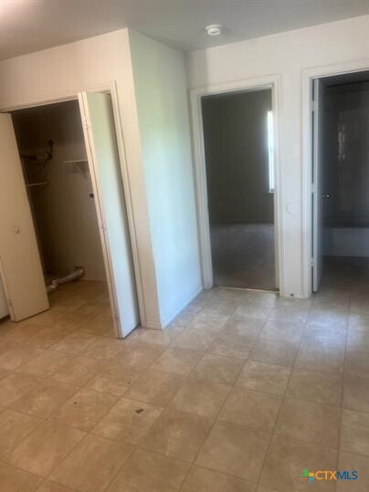 Building Photo - 3605 Malibu Ln