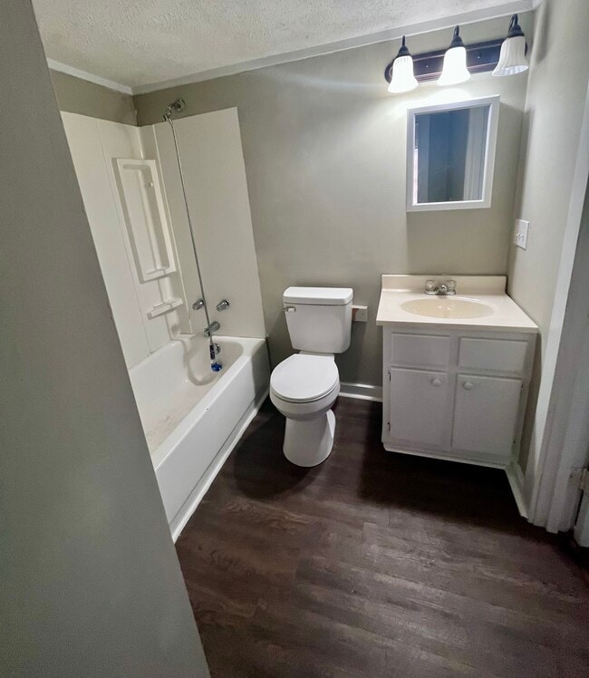 Building Photo - 305 Warpath Rd