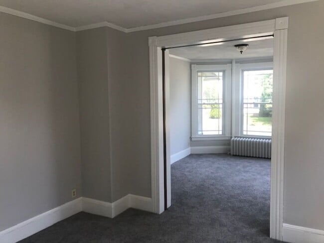 Foto del edificio - Updated 3 Bedroom 2 Bath Single Family