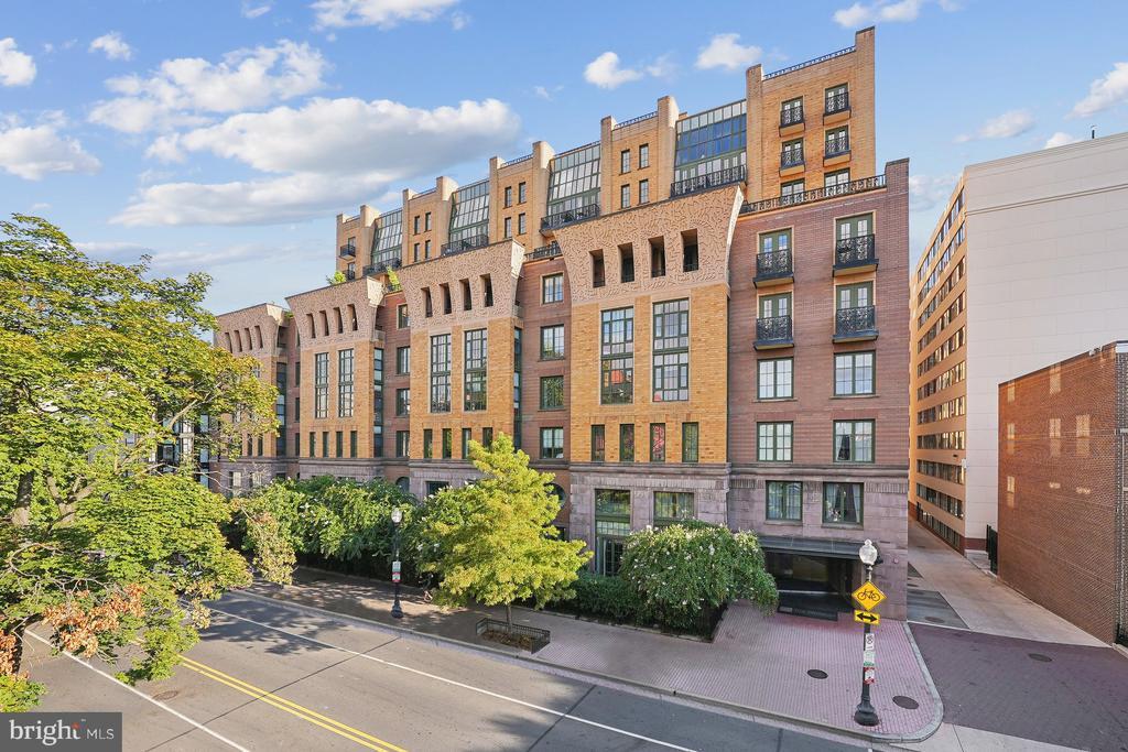 Primary Photo - 910 M St NW