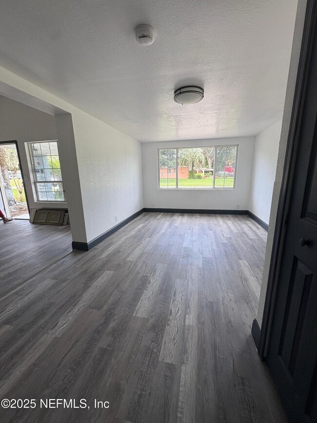 Building Photo - 5356 Keystone Dr N