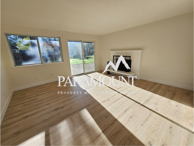 Foto del edificio - Newly remodeled 3 bedroom gem in Port Orchard