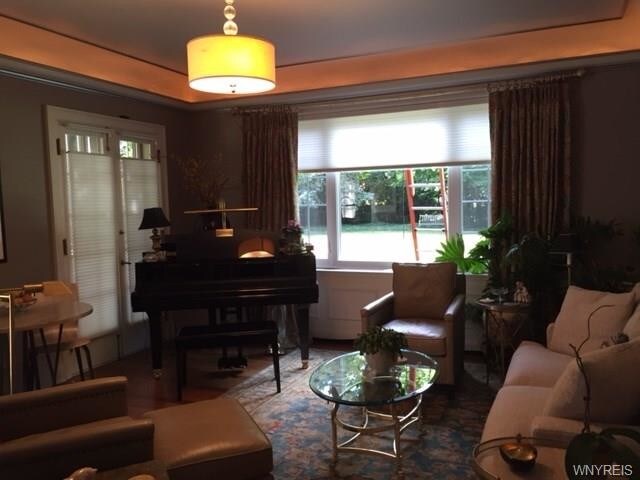 Foto del edificio - 128 Chapin Pkwy