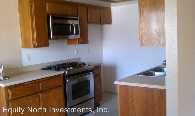 Building Photo - 17126 Woodruff Ave