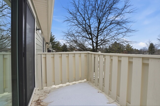 Building Photo - 1210 Braxton Ct