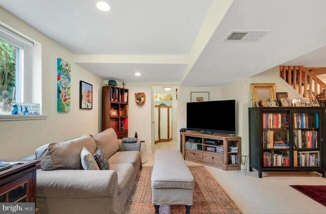 Foto del edificio - 9504 Milstead Dr