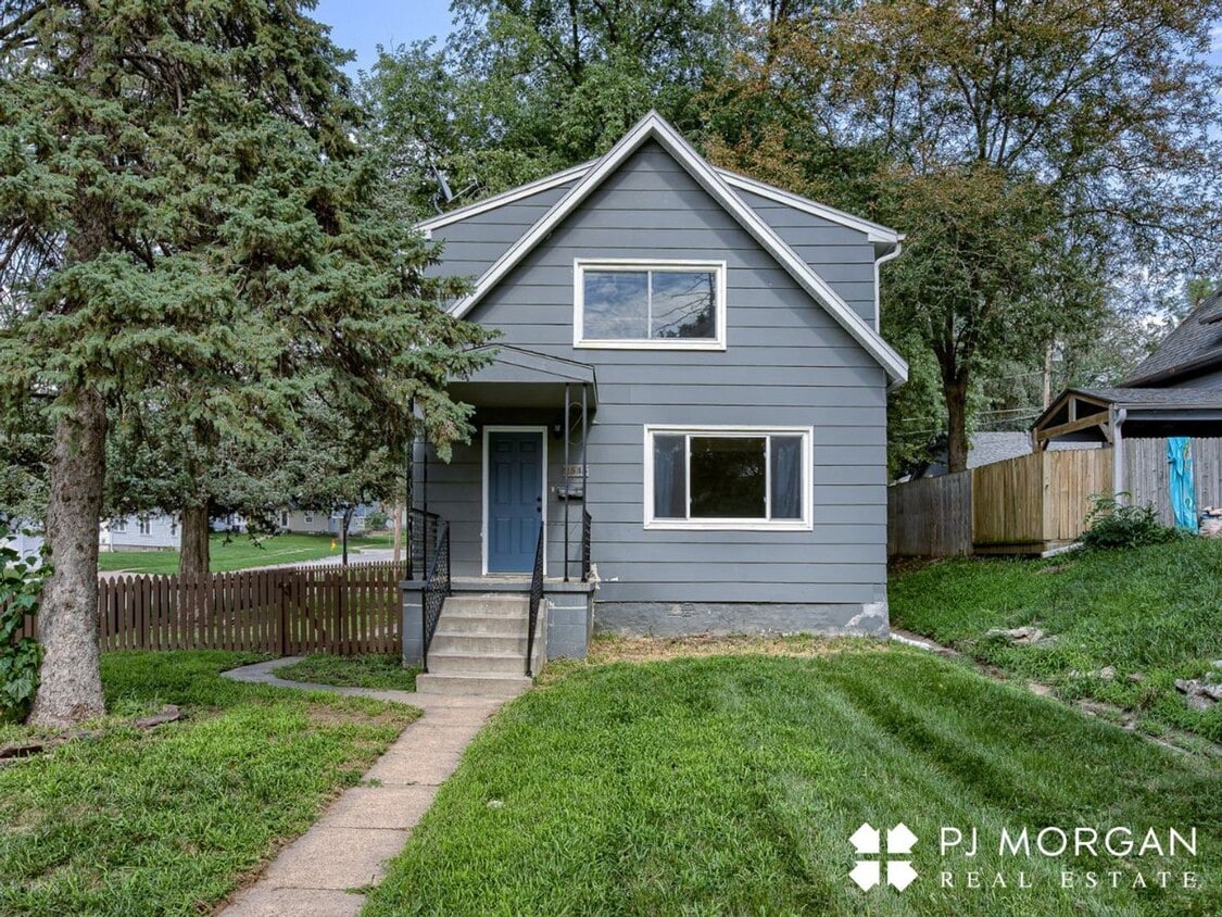 3 bedroom, 2 bathroom House Available Imme... - 3 bedroom, 2 bathroom House Available Imme...