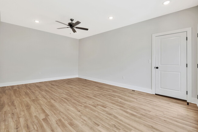 Foto del edificio - 1134 N Joye St