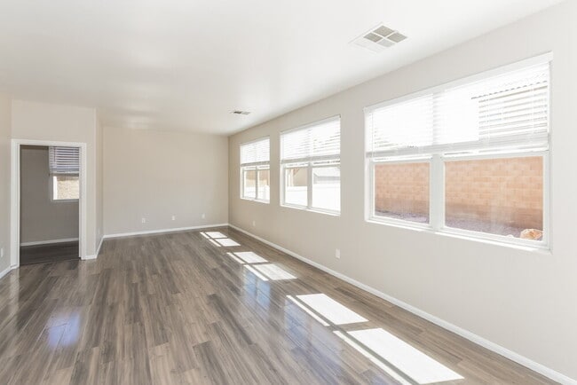 Building Photo - 561 Fork Mesa Ct