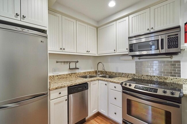 Building Photo - 1314 Massachusetts Ave NW