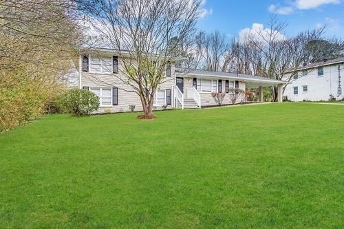 Foto del edificio - 2740 Treadway Dr