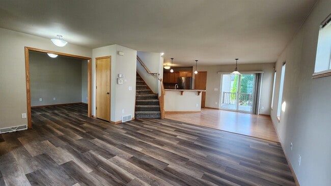 Building Photo - 9412 Briar Haven Dr