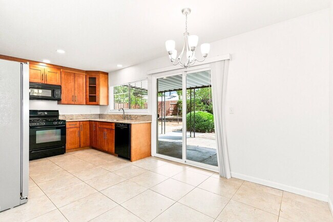 Foto del edificio - 7400 Pennington Way