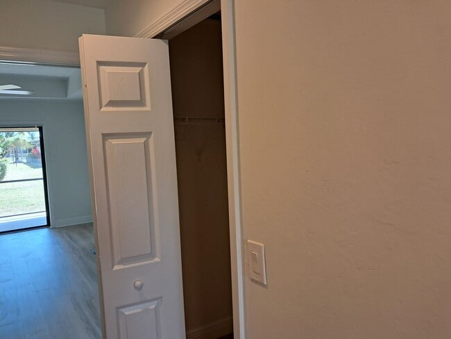 Building Photo - Beautiful 4/2 in Cape Coral