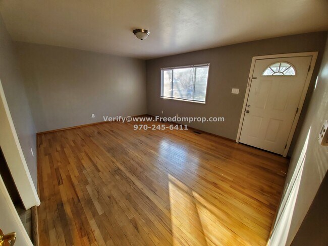 Foto del edificio - Larger House Near CMU - College Students Welcome - Watch Video Tour