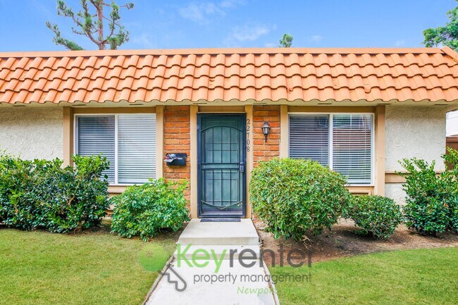 Foto del edificio - Updated 3 Bedroom Single Level Condo in La...