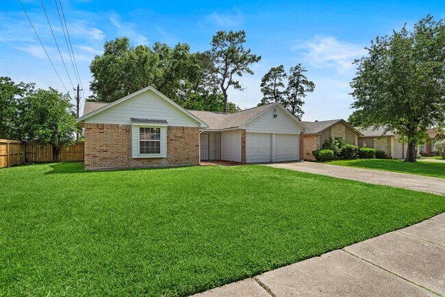 Building Photo - 13438 S Thorntree Dr