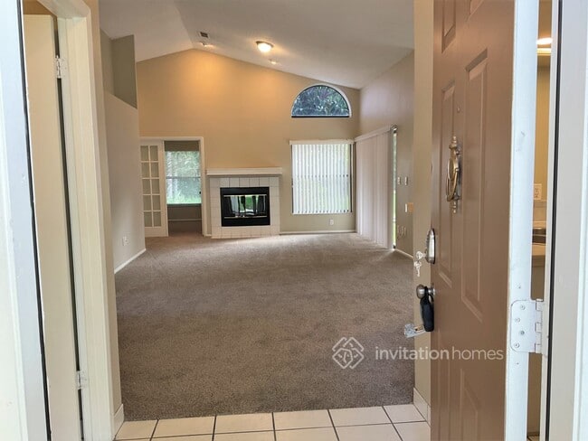 Building Photo - 1018 Henson Ct