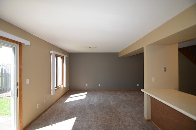 Living area - 570 Braund St