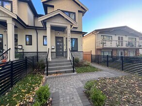 Building Photo - 3498 E 48th Ave