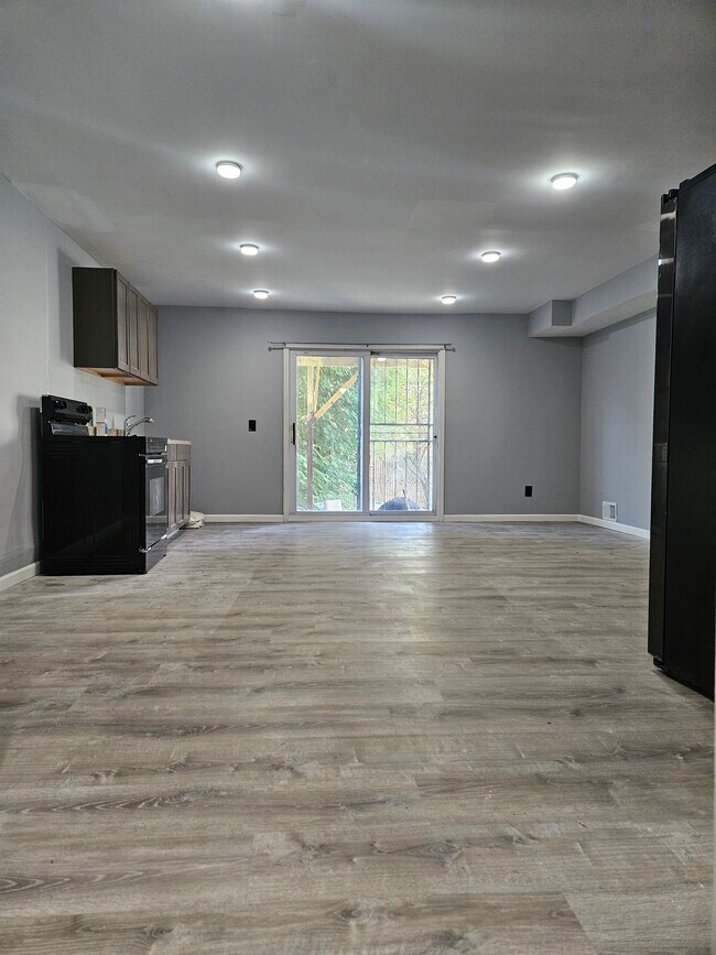 Foto del edificio - 1168 E 72nd St