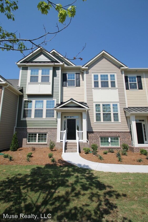 3 br, 2.5 bath House 333 Annandale Drive House Rental in Fort Mill