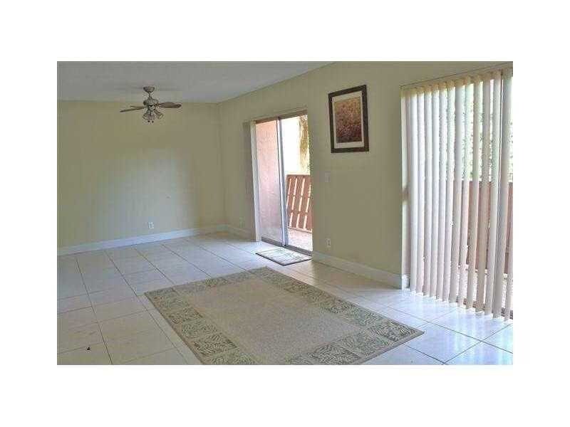 Foto del edificio - 8917 NW 28th Dr