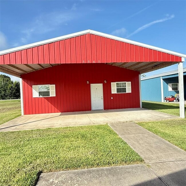 Building Photo - 5945 FM 1459 Rd