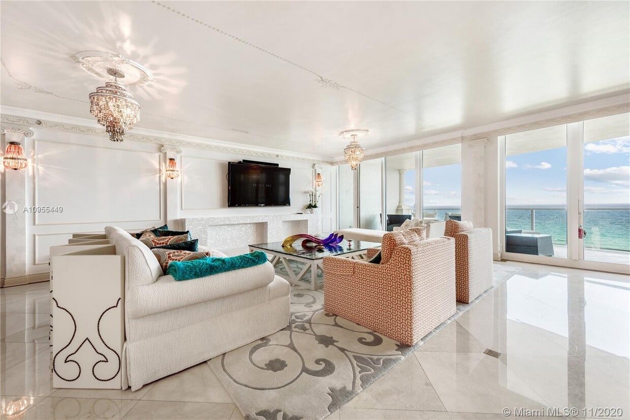 1063 Hillsboro Mile Unit 605, Hillsboro Beach, FL 33062 Condo for