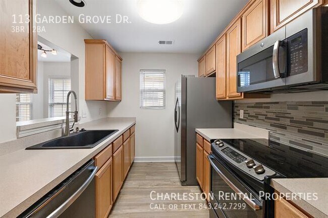 Building Photo - 113 Garden Grove Dr