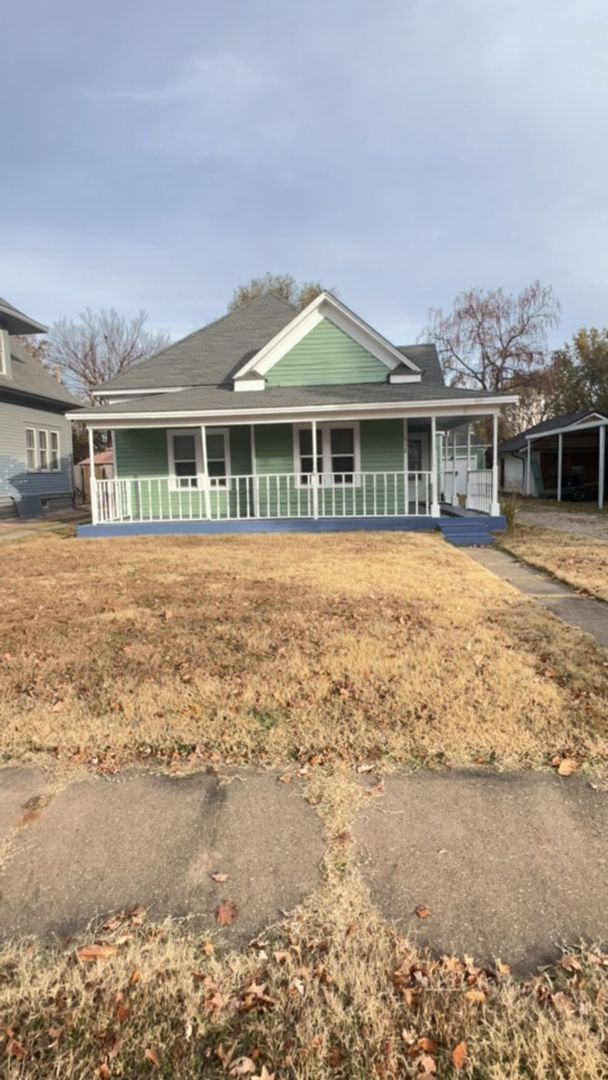 Foto del edificio - 512 W Oak Ave