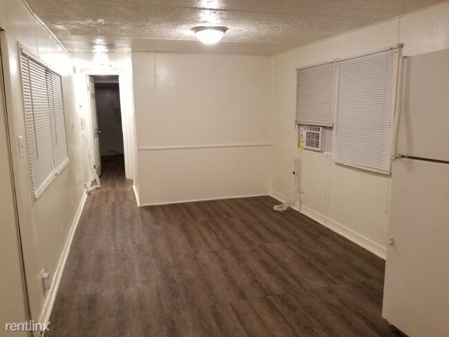 Building Photo - 2 br, 1 bath Mobile Home - 3337 Craney St
