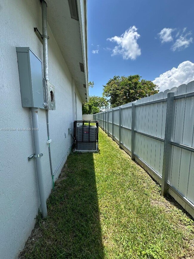 Foto del edificio - 12230 SW 219th St