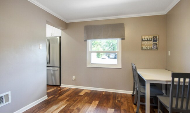 Foto del edificio - 12722 Short St