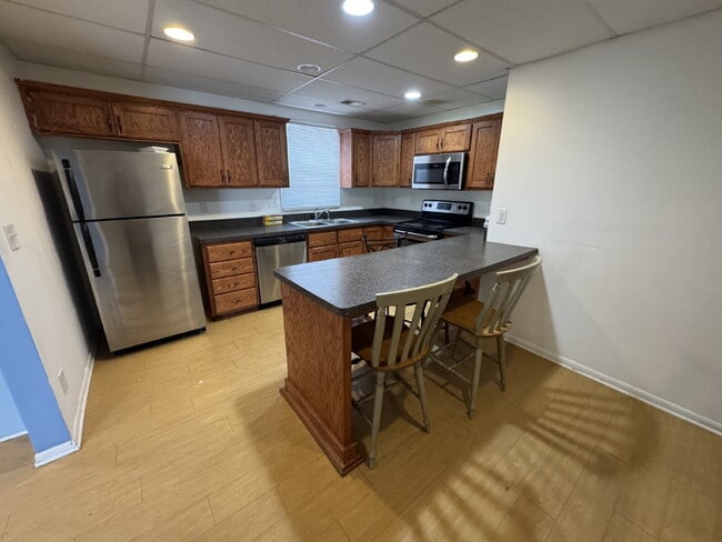 Building Photo - 1518 Park Ave