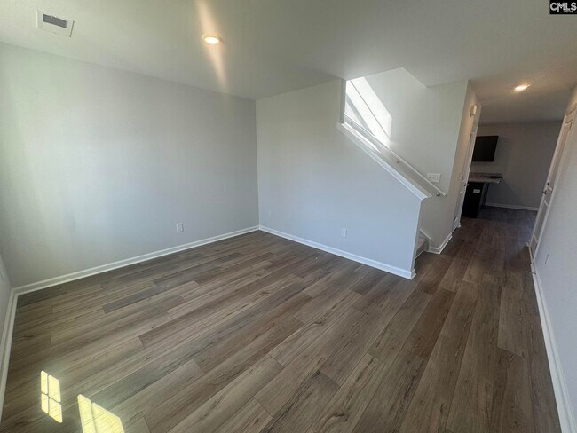Foto del edificio - 3080 Hallsdale Dr