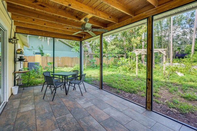 Foto del edificio - 10444 Copperwood Dr