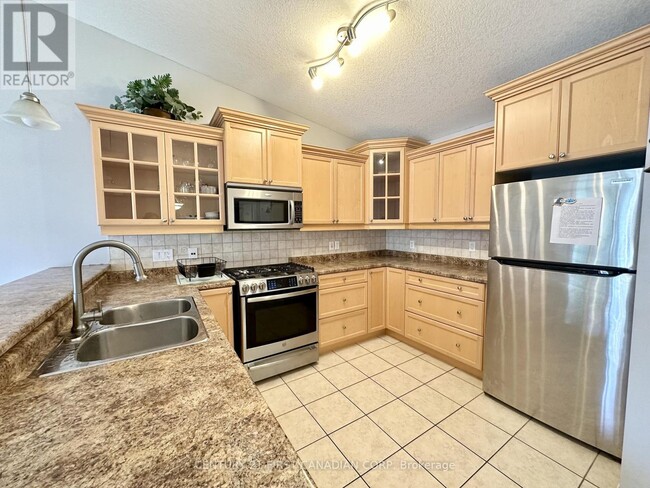 Photo du bâtiment - 943 Whetherfield St