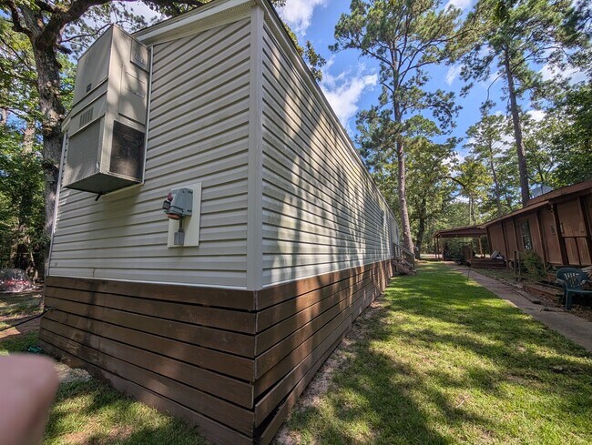 Foto del edificio - 1274 Cardinal Ln