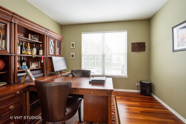 Foto del edificio - 1528 Jessica Ln